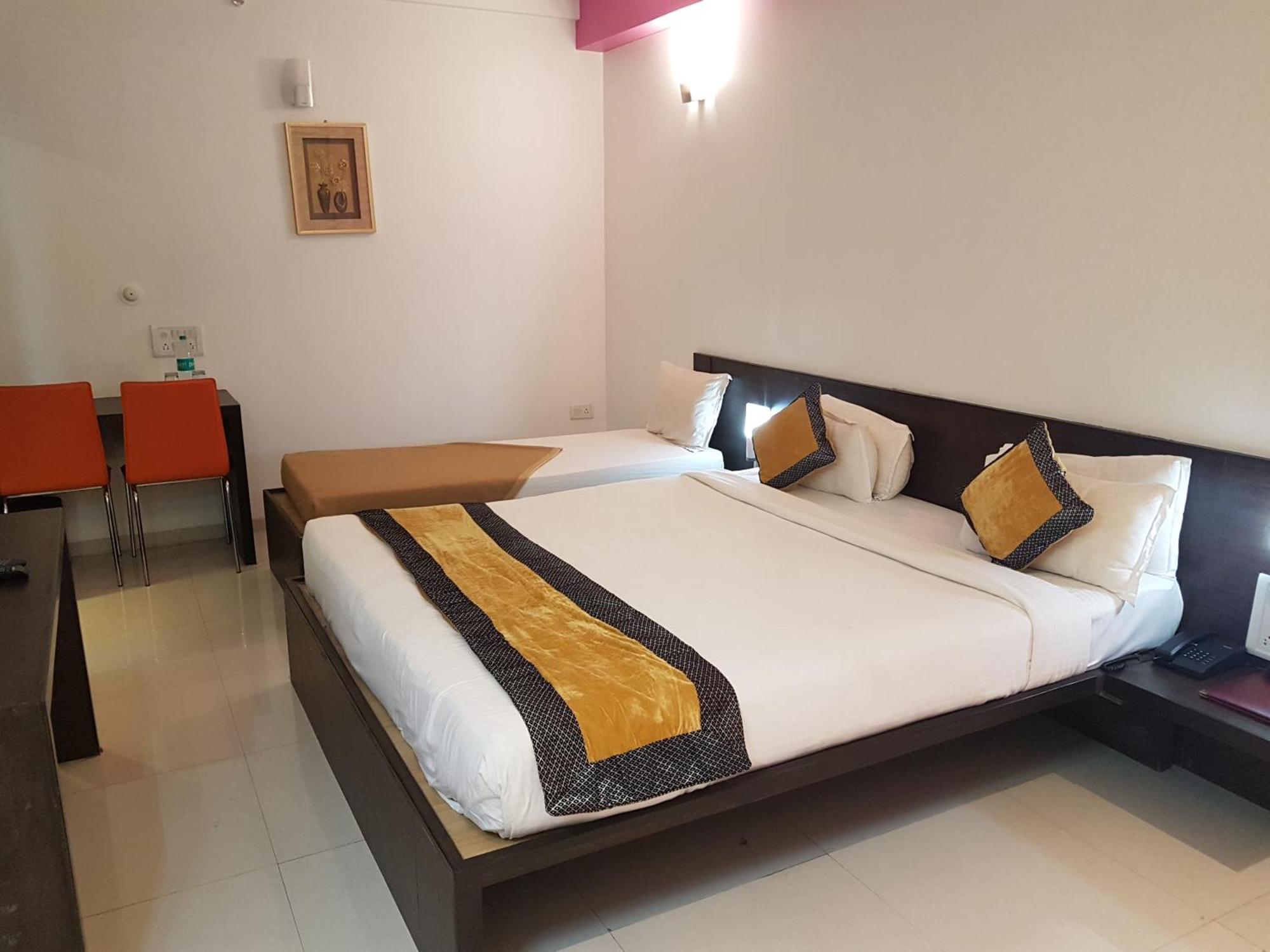 Golden View Hotel